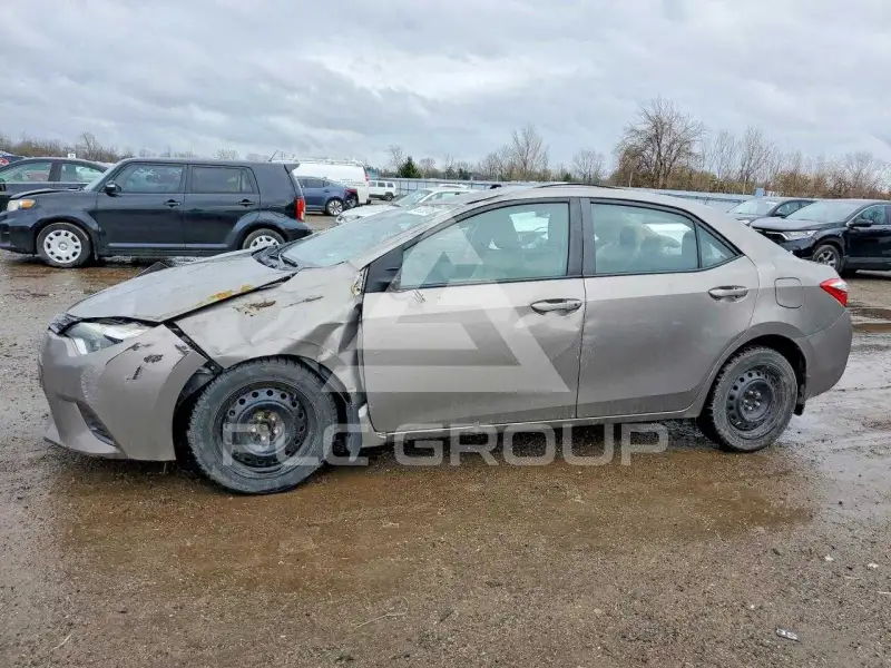 2015 Toyota COROLLA photo