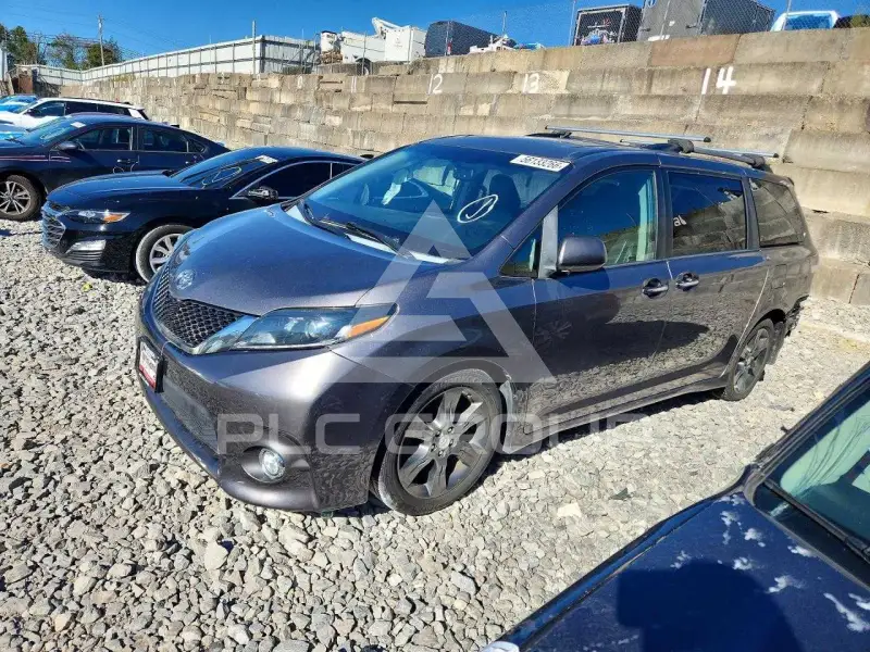2015 Toyota SIENNA фото