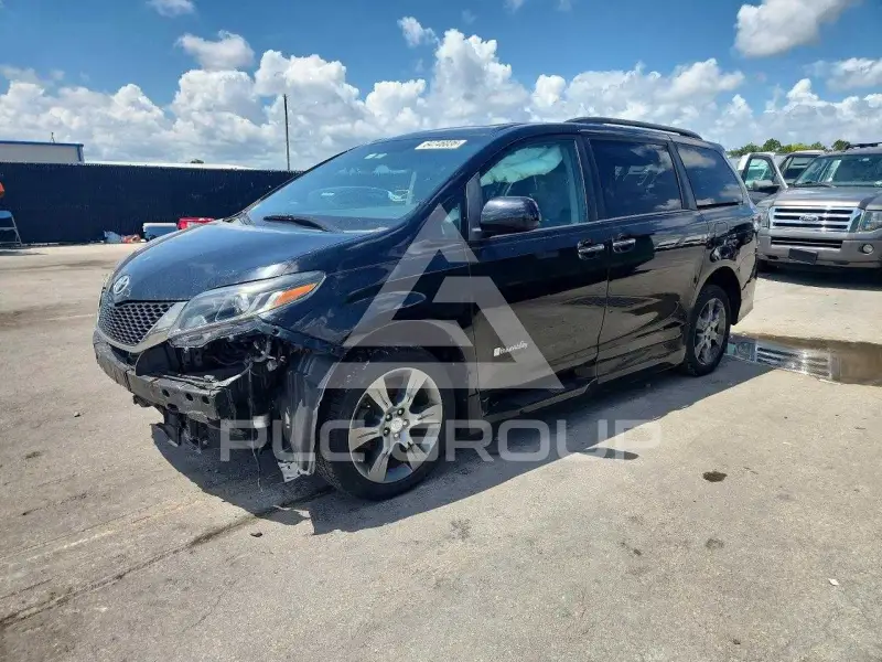 2015 Toyota SIENNA фото