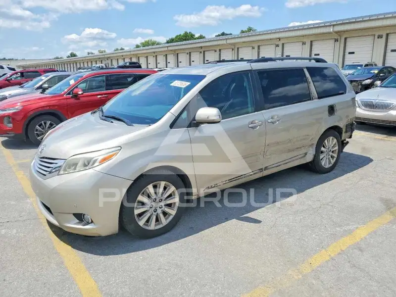 2015 Toyota SIENNA фото