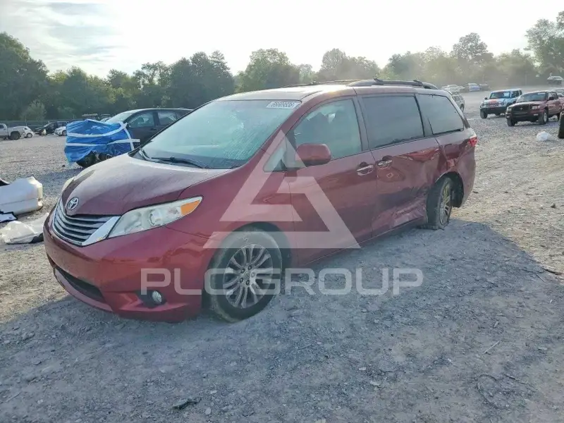 2015 Toyota SIENNA фото