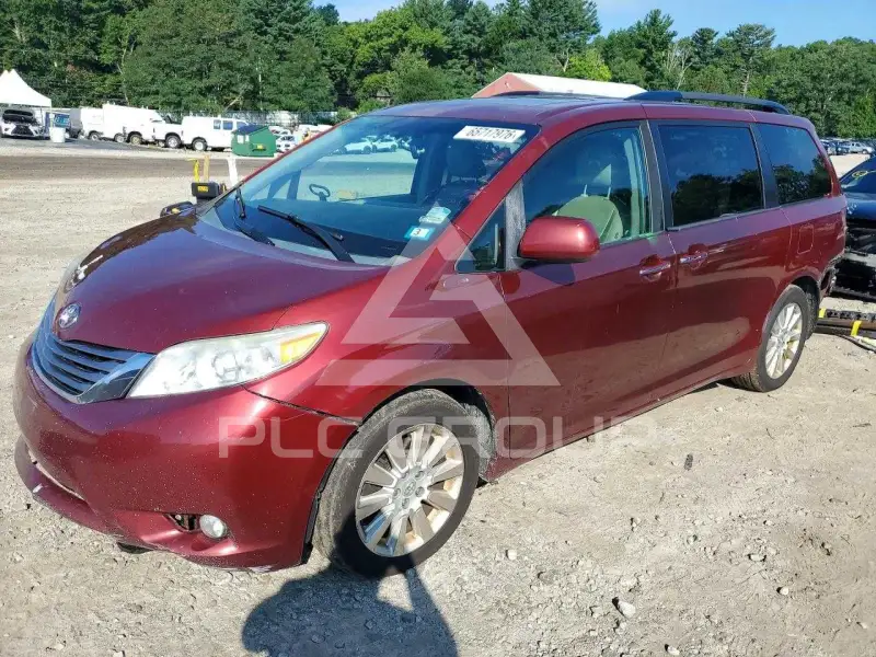 2015 Toyota SIENNA фото