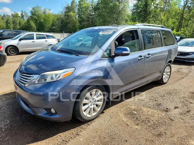 2015 Toyota SIENNA фото