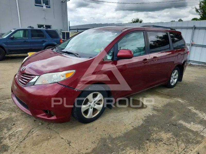 2015 Toyota SIENNA фото
