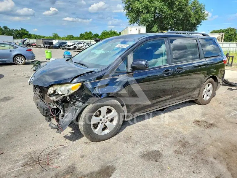 2015 Toyota SIENNA фото