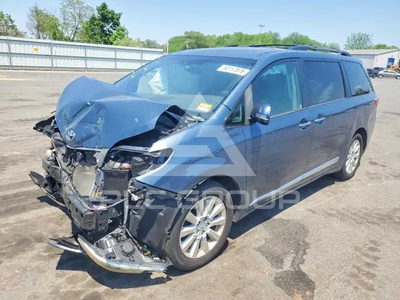 2015 Toyota SIENNA фото