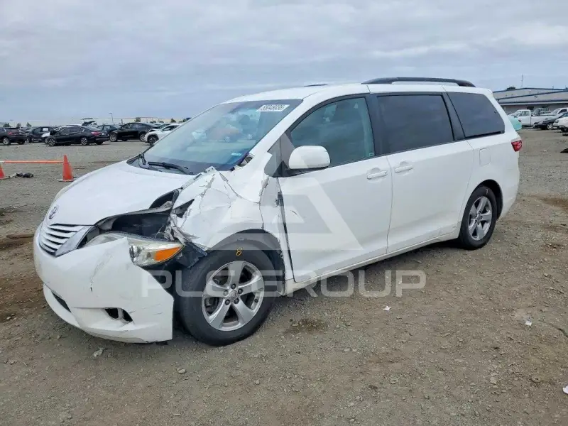 2015 Toyota SIENNA фото