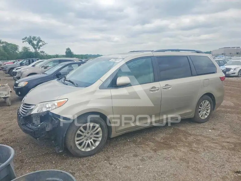 2015 Toyota SIENNA фото