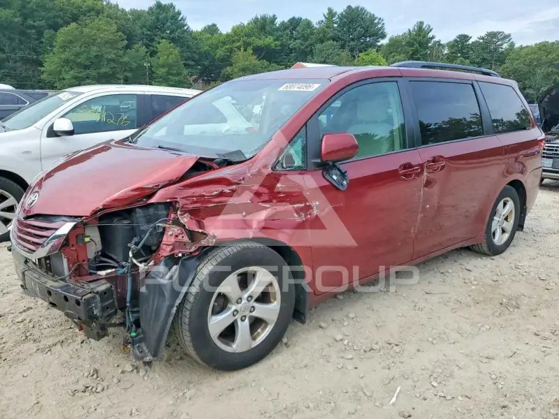 2015 Toyota SIENNA фото