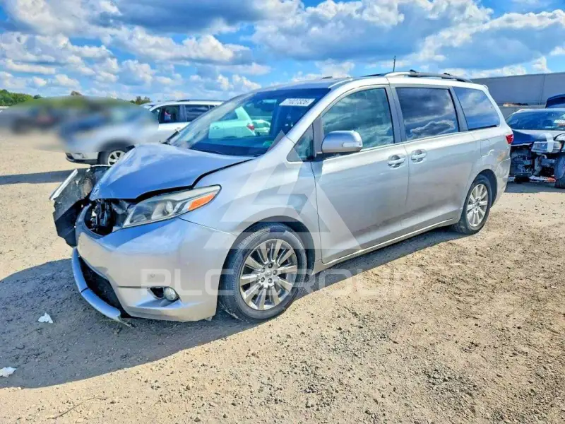 2015 Toyota SIENNA фото