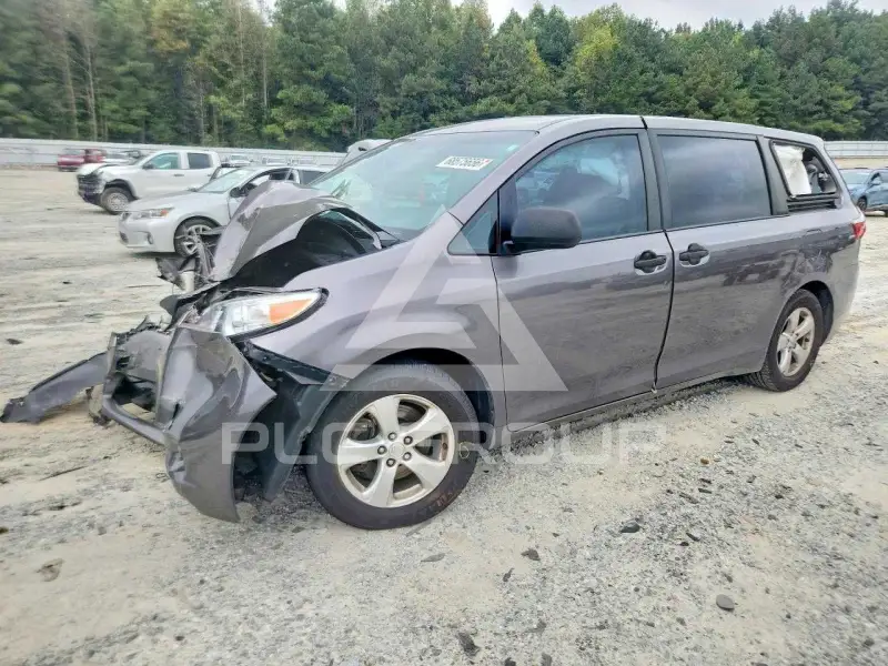 2015 Toyota SIENNA фото