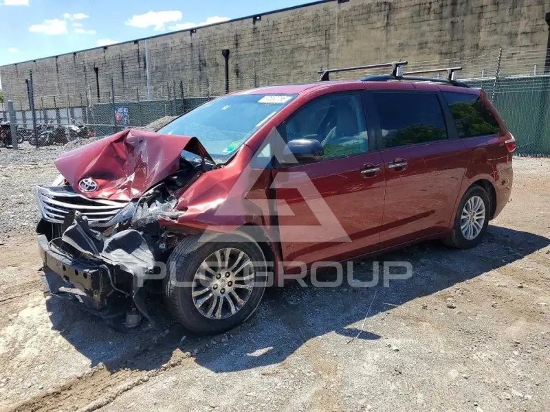 2015 Toyota SIENNA фото