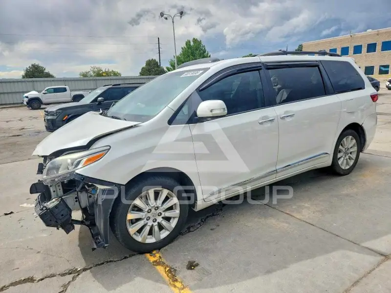 2015 Toyota SIENNA фото