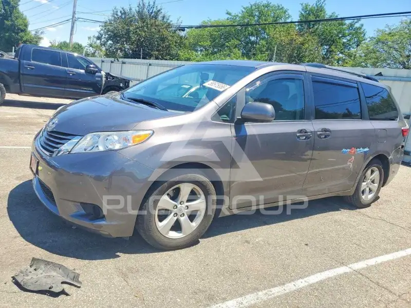 2015 Toyota SIENNA фото