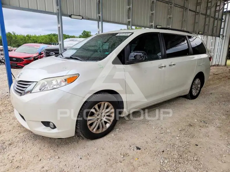 2015 Toyota SIENNA фото
