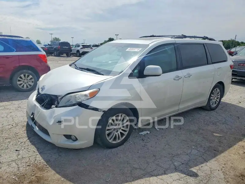 2015 Toyota SIENNA фото