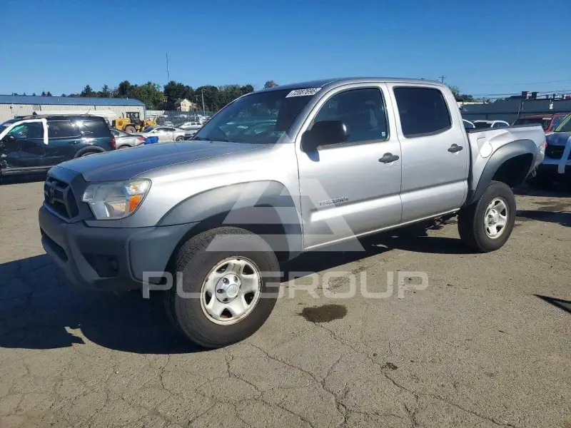 2015 Toyota TACOMA photo