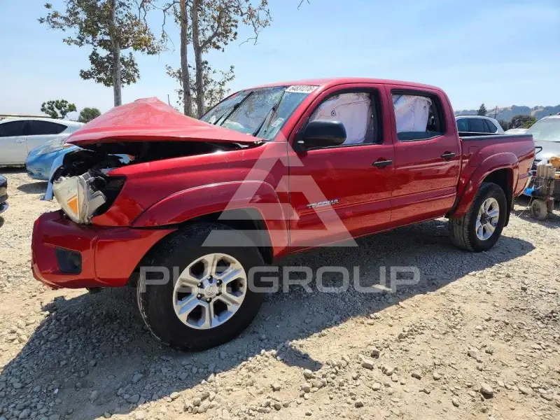 2015 Toyota TACOMA photo