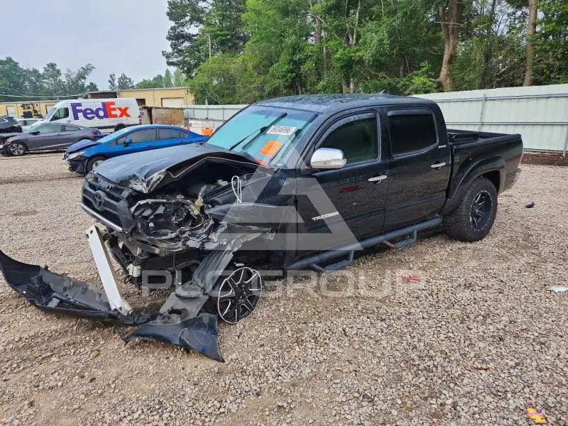 2015 Toyota TACOMA photo