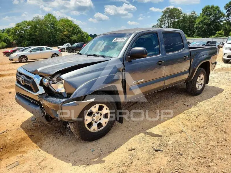2015 Toyota TACOMA photo