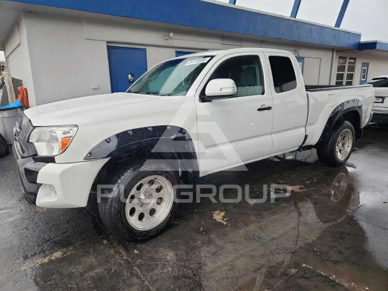 2015 Toyota TACOMA photo