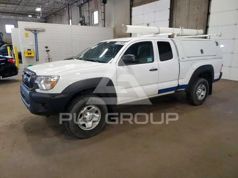 2015 Toyota TACOMA photo