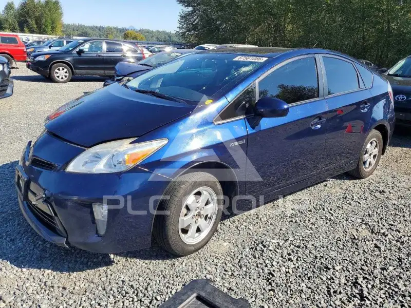 2015 Toyota PRIUS фото