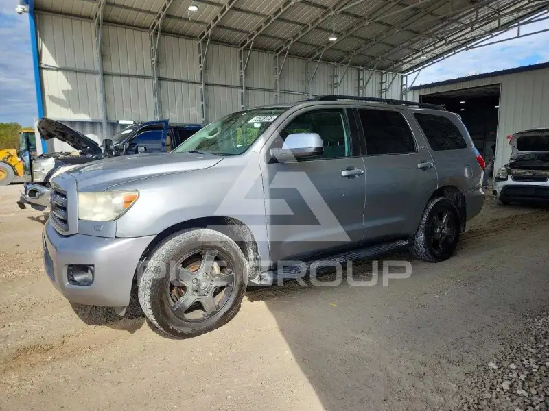 2015 Toyota SEQUOIA photo