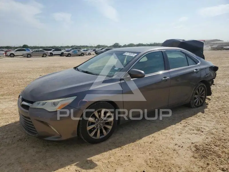 2015 Toyota CAMRY фото