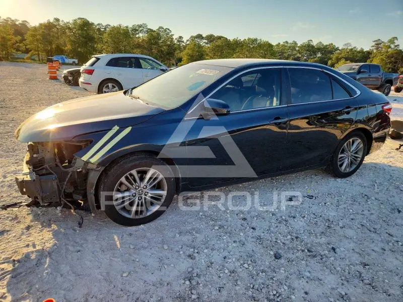 2015 Toyota CAMRY фото
