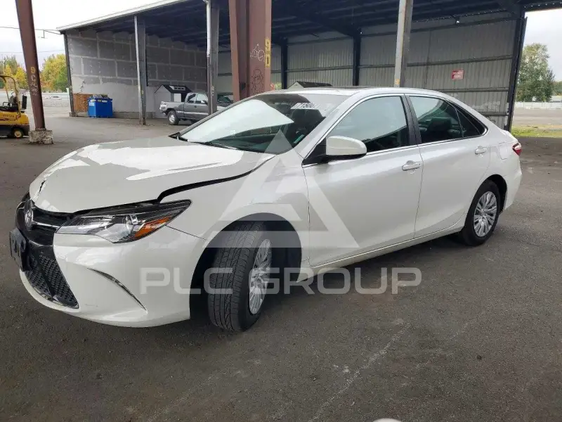 2015 Toyota CAMRY фото