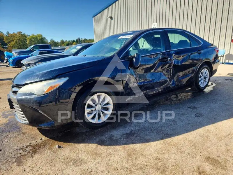 2015 Toyota CAMRY фото
