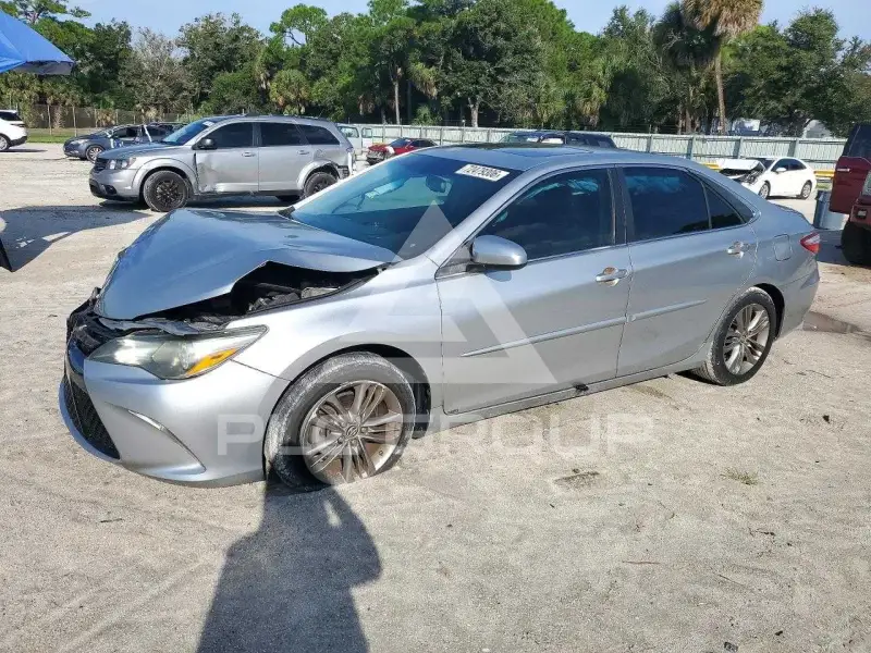 2015 Toyota CAMRY photo
