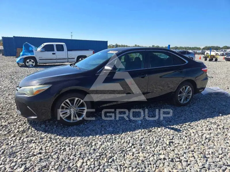 2015 Toyota CAMRY фото