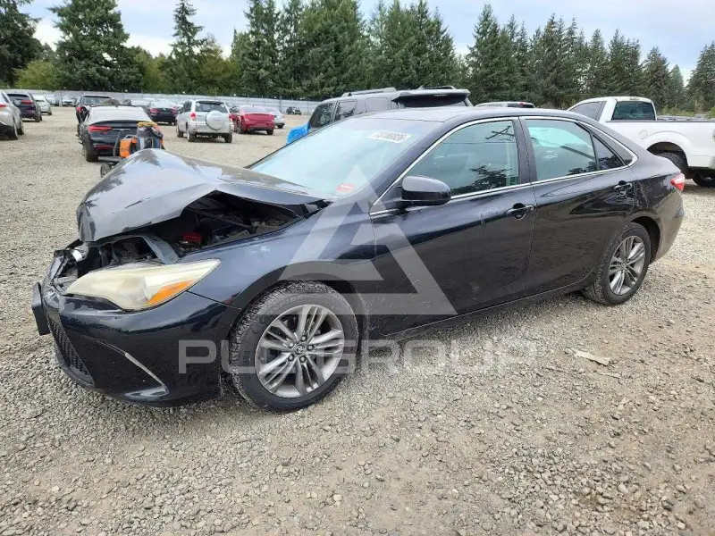 2015 Toyota CAMRY фото