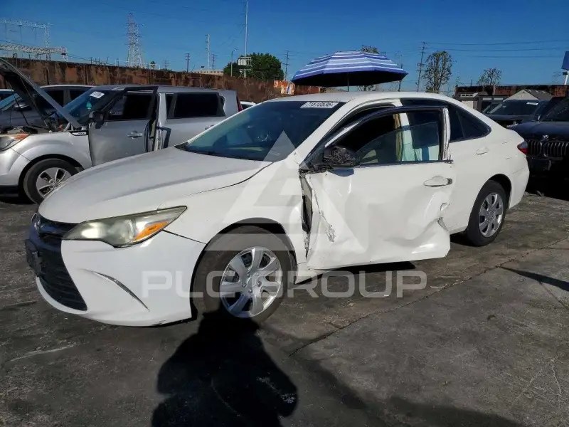 2015 Toyota CAMRY photo