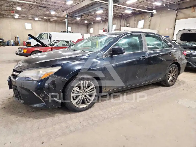 2015 Toyota CAMRY photo
