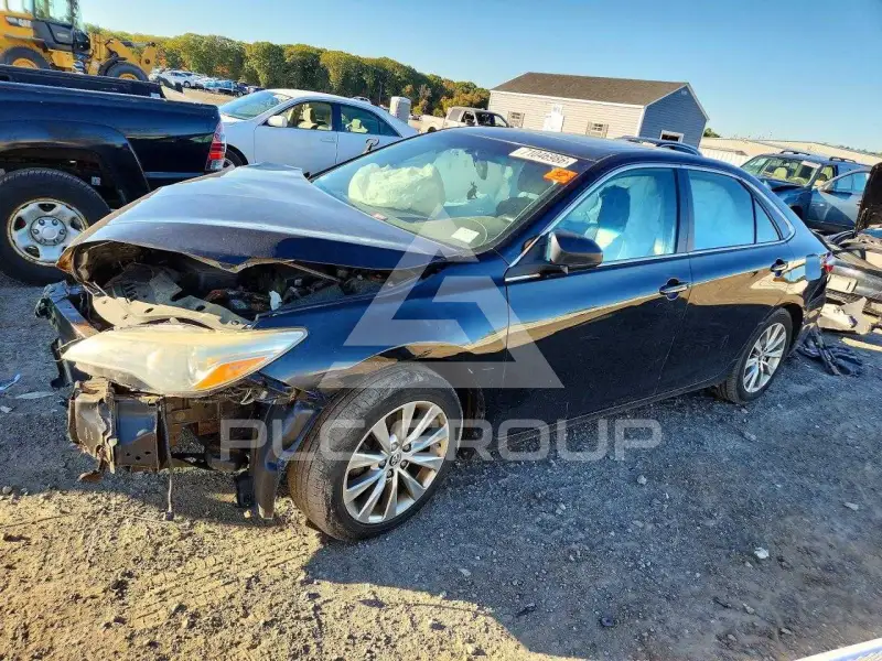 2015 Toyota CAMRY photo
