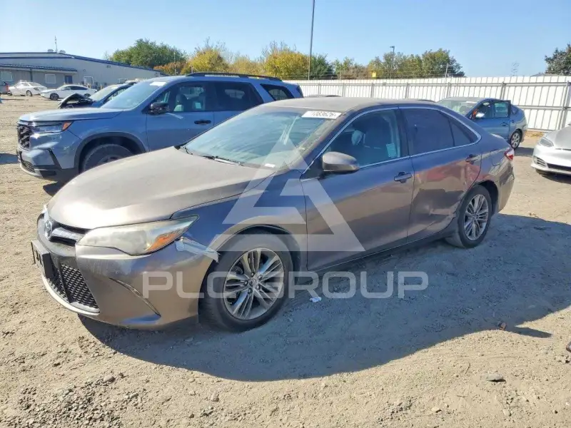 2015 Toyota CAMRY photo