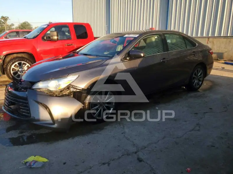 2015 Toyota CAMRY фото