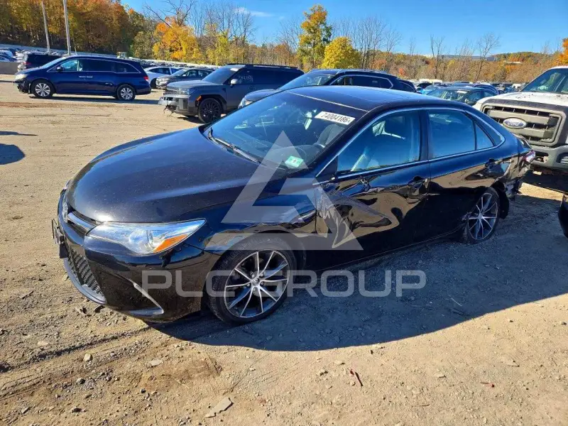 2015 Toyota CAMRY фото