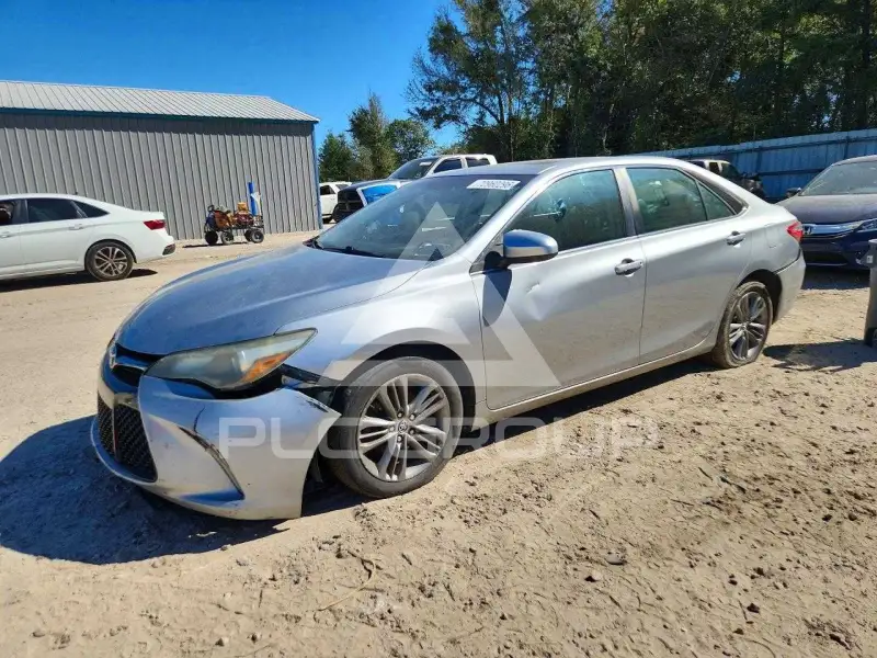 2015 Toyota CAMRY photo
