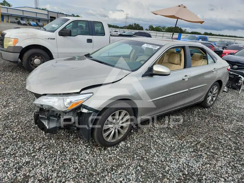 2015 Toyota CAMRY фото