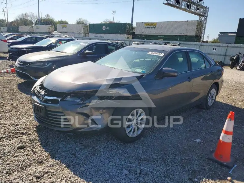 2015 Toyota CAMRY фото
