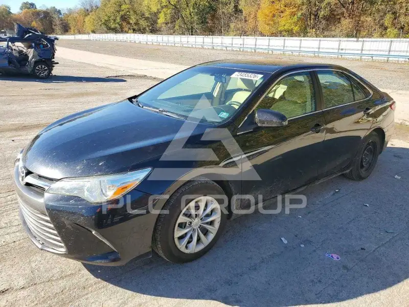 2015 Toyota CAMRY фото