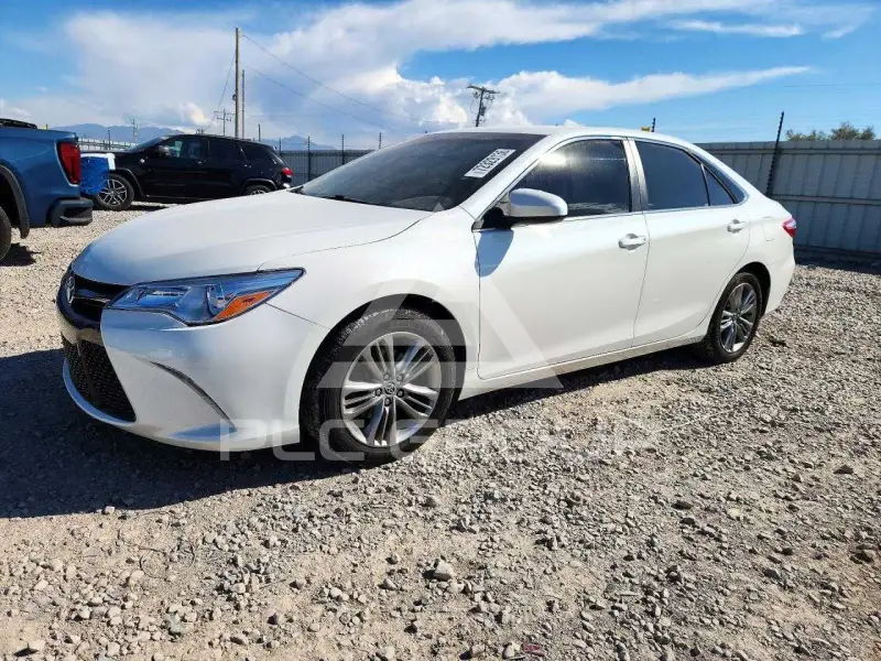 2015 Toyota CAMRY фото