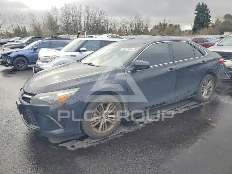 2015 Toyota CAMRY фото