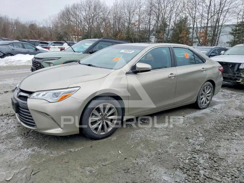 2015 Toyota CAMRY фото