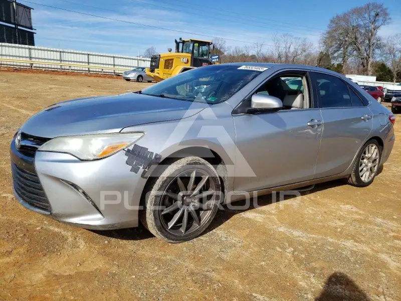 2015 Toyota CAMRY фото