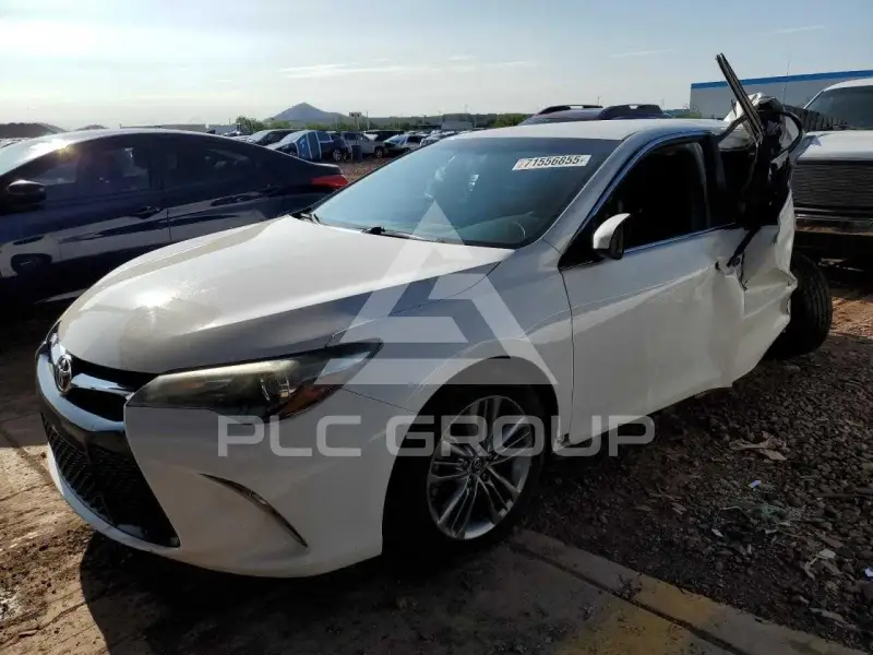 2015 Toyota CAMRY фото